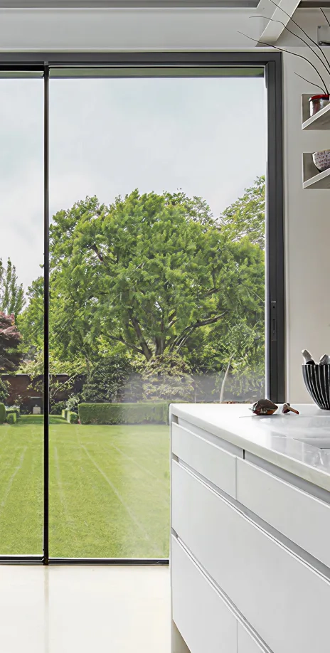 foto cocina ventana aluminio cor 70